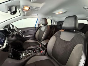 Vauxhall Grandland 1.6 13.2kWh Elite Auto Euro 6 (s/s) 5dr