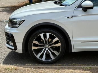 Volkswagen Tiguan 2.0 TDI BlueMotion Tech R-Line DSG 4Motion Euro 6 (s/s) 5dr