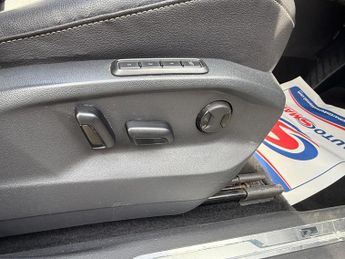 Volkswagen Tiguan 2.0 TDI BlueMotion Tech R-Line DSG 4Motion Euro 6 (s/s) 5dr