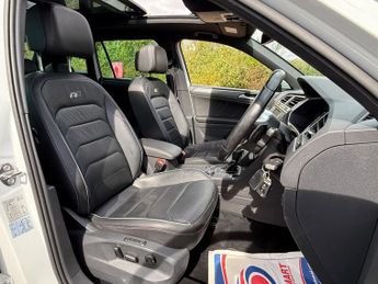 Volkswagen Tiguan 2.0 TDI BlueMotion Tech R-Line DSG 4Motion Euro 6 (s/s) 5dr