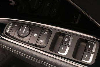 Kia Niro 1.6 GDi 2 DCT Euro 6 (s/s) 5dr