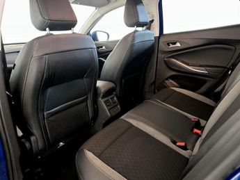 Vauxhall Grandland X 1.2 Turbo Sport Nav Euro 6 (s/s) 5dr