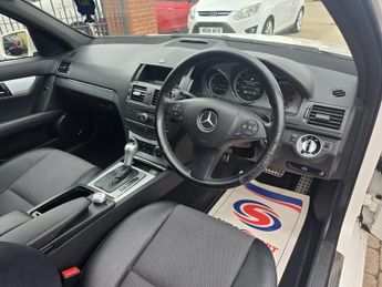 Mercedes-Benz C Class 2.1 C220 CDI BlueEfficiency Sport Auto Euro 5 5dr