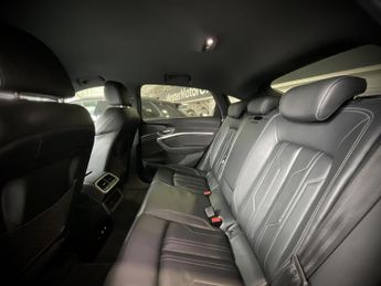 Audi E-Tron BLACK EDITION 55 QUAT