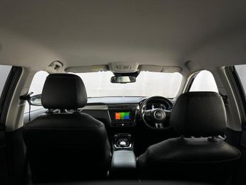 MG MG5 61.1kWh Exclusive Long Range Auto 5dr