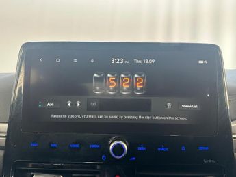 Hyundai IONIQ 1.6 h-GDi Premium DCT Euro 6 (s/s) 5dr