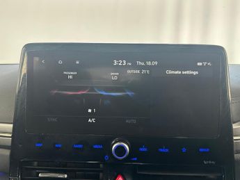 Hyundai IONIQ 1.6 h-GDi Premium DCT Euro 6 (s/s) 5dr