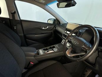 Hyundai KONA 64kWh Premium Auto 5dr (10.5kW Charger)