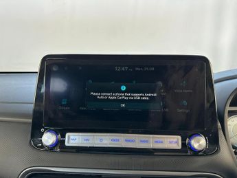 Hyundai KONA 64kWh Premium Auto 5dr (10.5kW Charger)
