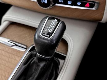 Volvo XC90 2.0 T6 Inscription Pro Auto 4WD Euro 6 (s/s) 5dr
