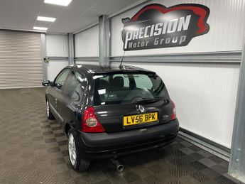 Renault Clio 1.2 Campus Sport 3dr