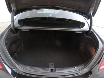Mercedes-Benz C Class 2.1 C220d AMG Line 7G-Tronic+ Euro 6 (s/s) 4dr