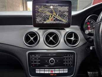 Mercedes-Benz CLA 2.1 CLA220d AMG Line Night Edition (Plus) Coupe 7G-DCT Euro 6 (s