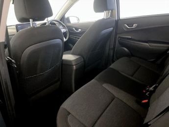 Hyundai KONA 64kWh Premium Auto 5dr (10.5kW Charger)