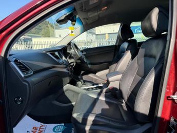 Hyundai TUCSON 2.0 CRDi Premium Auto 4WD Euro 6 5dr