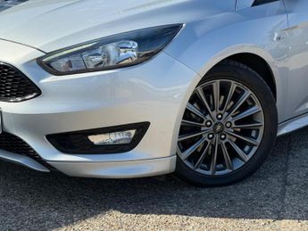 Ford Focus 1.5T EcoBoost ST-Line Auto Euro 6 (s/s) 5dr