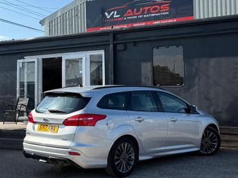 Ford Focus 1.5T EcoBoost ST-Line Auto Euro 6 (s/s) 5dr