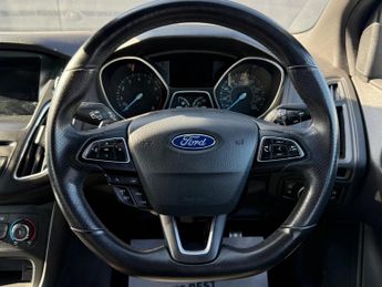 Ford Focus 1.5T EcoBoost ST-Line Auto Euro 6 (s/s) 5dr