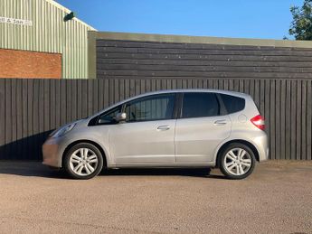 Honda Jazz 1.4 i-VTEC ES Plus CVT Euro 5 5dr
