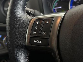 Toyota Yaris 1.5 VVT-h Icon E-CVT Euro 6 (s/s) 5dr