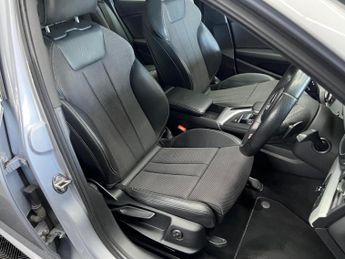 Audi A4 2.0 TDI S line S Tronic quattro Euro 6 (s/s) 4dr