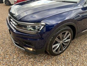 Volkswagen Tiguan 2.0 TSI SEL DSG 4Motion Euro 6 (s/s) 5dr