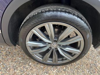 Volkswagen Tiguan 2.0 TSI SEL SUV 5dr Petrol DSG 4Motion Euro 6 (s/s) (230 ps)