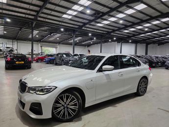 BMW 330 2.0 330e 12kWh M Sport Auto Euro 6 (s/s) 4dr