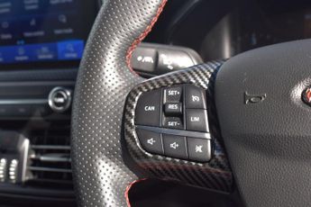 Ford Focus 1.5 EcoBlue ST-Line X Auto Euro 6 (s/s) 5dr