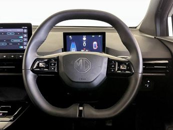 MG MG4 64kWh SE Long Range Auto 5dr