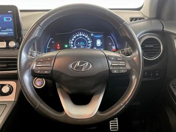 Hyundai KONA 64kWh Premium Auto 5dr (7kW Charger)