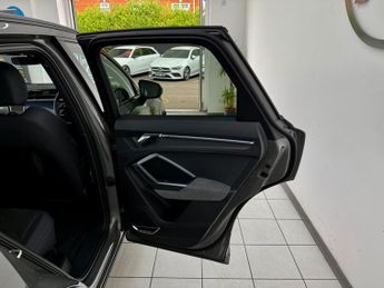 Audi Q3 2.0 TFSI 40 Vorsprung S Tronic quattro Euro 6 (s/s) 5dr