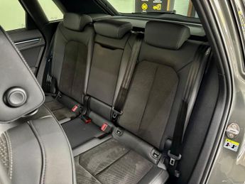 Audi Q3 2.0 TFSI 40 Vorsprung S Tronic quattro Euro 6 (s/s) 5dr
