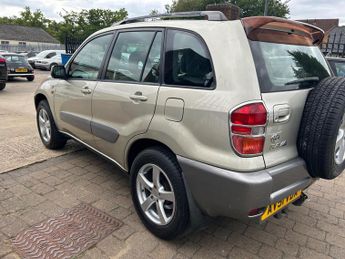 Toyota RAV4 2.0 VVT-i GX 4WD 5dr