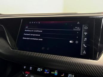 Audi RS e-tron GT 93.4kWh Carbon Black Saloon 4dr Electric Auto quattro (598 ps)