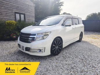 Nissan Elgrand 3.5 TOP SPEC OUTSTANDING