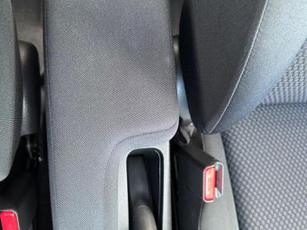 Honda Jazz 1.3 i-VTEC SE CVT Euro 6 (s/s) 5dr