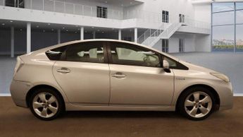 Toyota Prius 1.8 VVT-h T Spirit CVT Euro 5 (s/s) 5dr