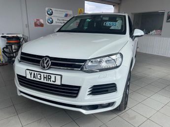 Volkswagen Touareg 3.0 TDI V6 BlueMotion Tech R-Line Tiptronic 4WD Euro 5 (s/s) 5dr