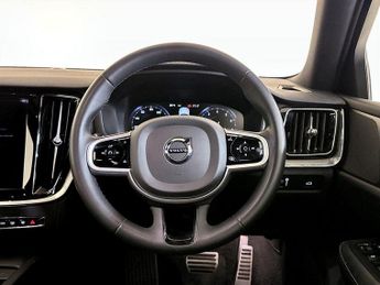 Volvo V60 2.0 B3 MHEV Plus DCT Auto Euro 6 (s/s) 5dr