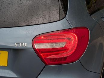 Mercedes-Benz A Class 2.1 A200 CDI Sport 7G-DCT Euro 6 (s/s) 5dr