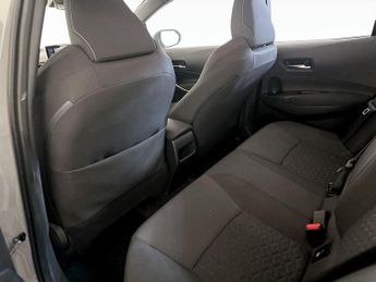 Toyota Corolla 1.8 VVT-h Icon Tech CVT Euro 6 (s/s) 5dr