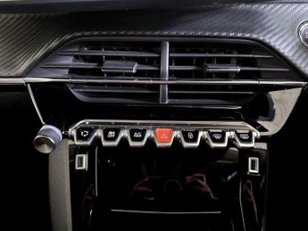 Peugeot E-208 50kWh Allure Auto 5dr