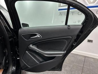 Mercedes-Benz A Class 1.5 A180d Sport 7G-DCT Euro 6 (s/s) 5dr