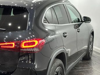 Mercedes-Benz EQA EQA 250 66.5kWh AMG Line Auto 5dr