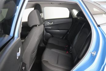 Hyundai KONA 64kWh Premium Auto 5dr (10.5kW Charger)