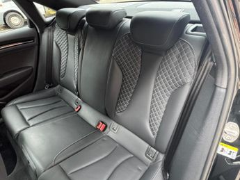 Audi S3 2.0 TFSI S Tronic quattro Euro 6 (s/s) 4dr (Nav)