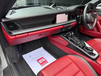 Porsche 911 3.6 T-Hybrid 992 4 GTS Targa PDK 4WD Euro 6 (s/s) 2dr