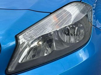 Mercedes-Benz A-CLASS 1.5 A180 BlueEfficiency Sport CDi Auto 5dr