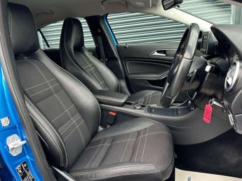 Mercedes-Benz A-CLASS 1.5 A180 BlueEfficiency Sport CDi Auto 5dr